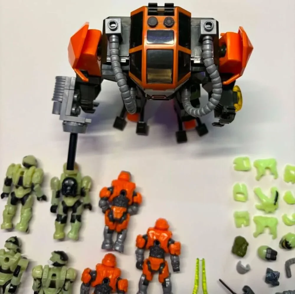 Halo Mega Bloks Construx Outpost Patrol 97515 Cyclops Spartan Figures Extras